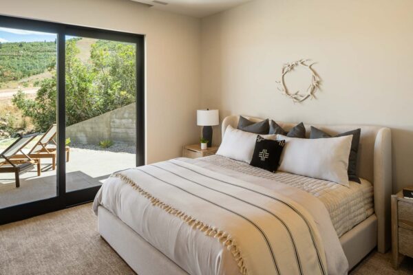 06 06 Big Canyon Homes-31