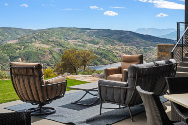 12-big-canyon-homes-gallery-00012